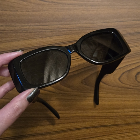 Celine XL Triomphe black sunglasses - Picture 8 of 13